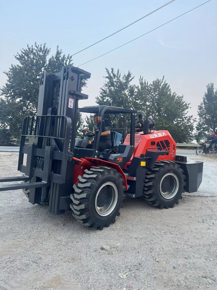 Rough Terrain Forklift